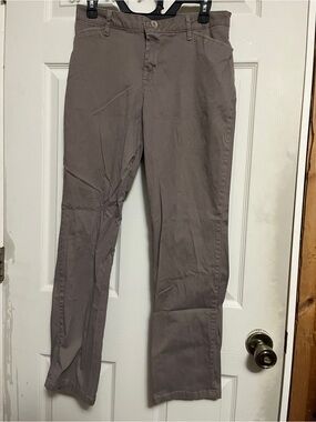 Lee Relaxed Fit Straight Leg Pants in Taupe